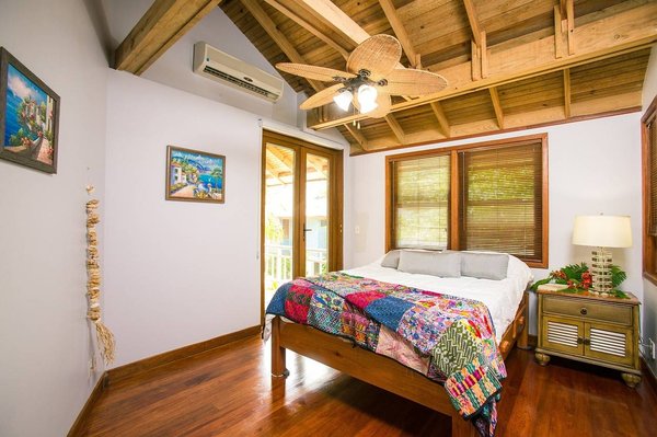 Hotelmajuscule